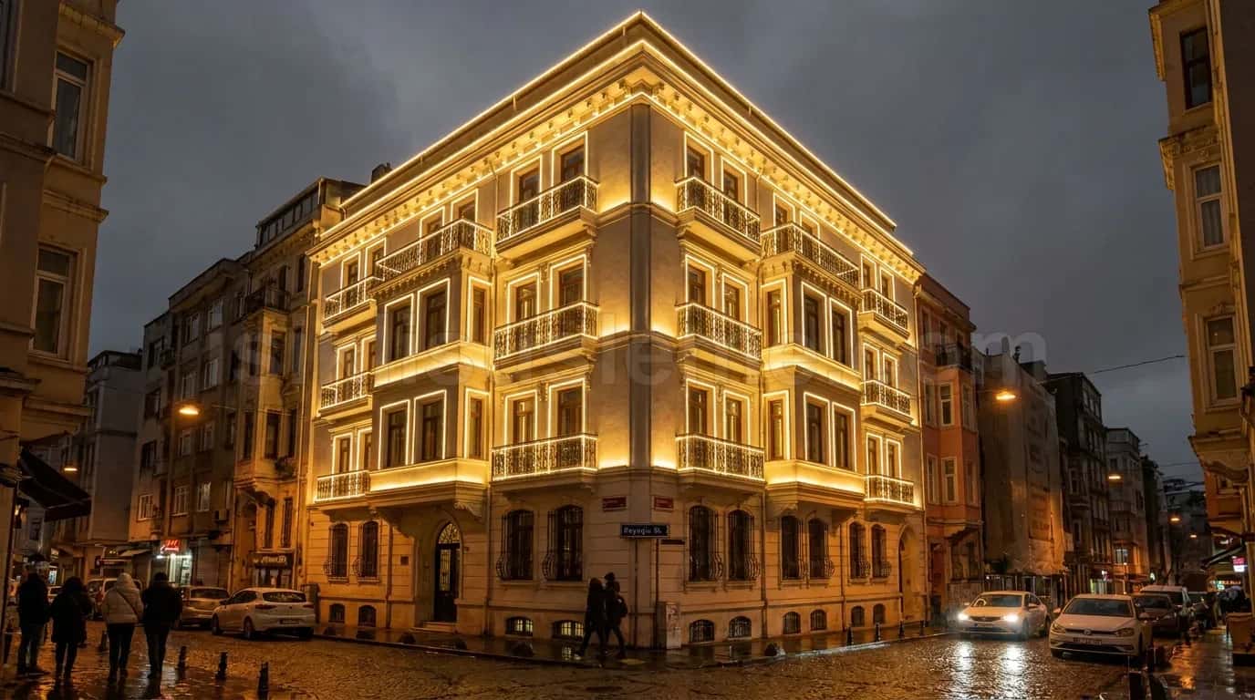 Yılbaşı Ağacı Seklinde Dış Cephe LED Pano - yılbaşı çam ağacı LED süsleme - kare 2